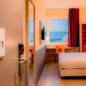 Premiere Classe Centre Otel